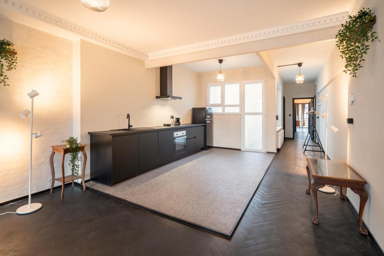 Charming And Spacious Antwerp City Center Apartments Exterior photo