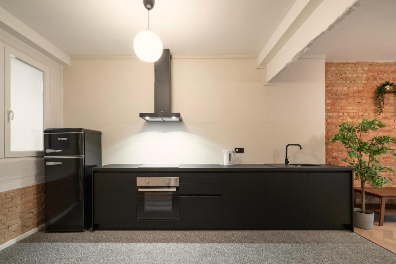 Charming And Spacious Antwerp City Center Apartments Exterior photo